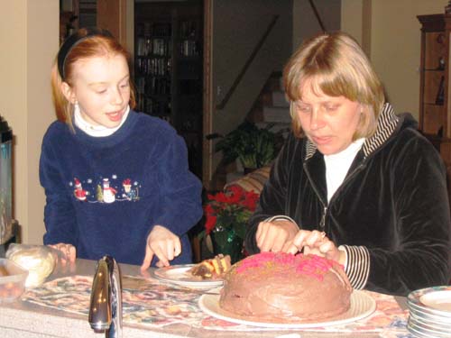 2004_01_31 033 Aunt Brook Cutting the Boob Cake