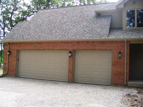 2004_07_24 040 Garage Doors From the Outside